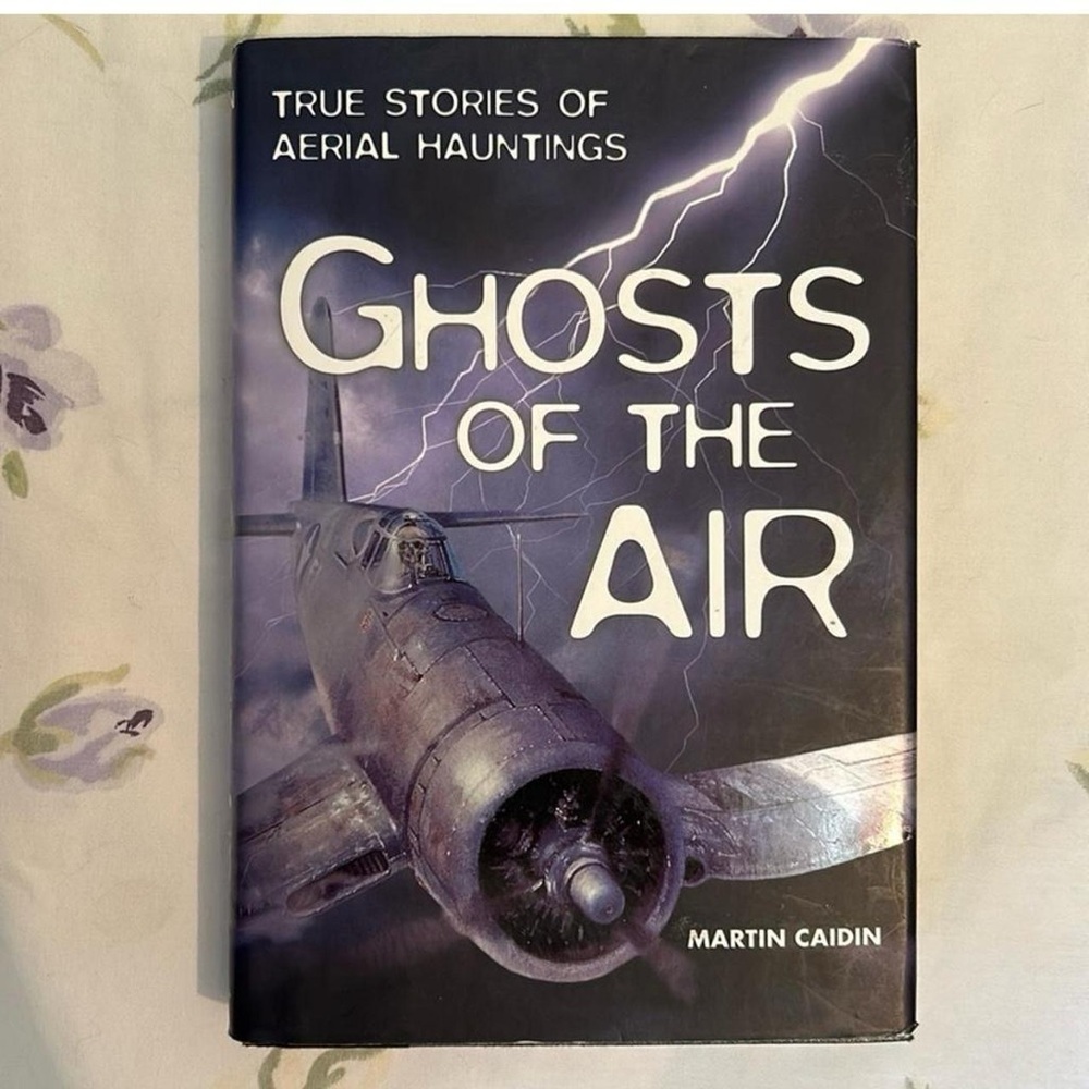Y2K Whimsigoth Academia Ghosts of the Air Book